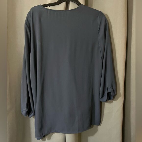 ✨ EUC Atmosphere Drape Front Blouse – Size 16 - Picture 4 of 4